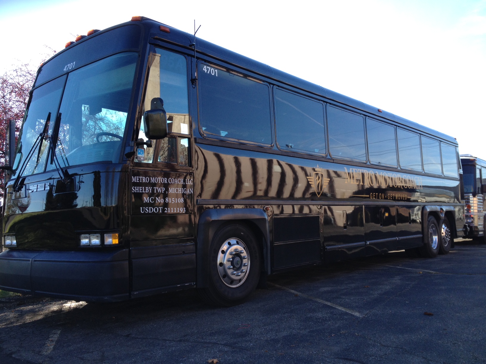 Theme Parks Bus Rental - Miami Motor Coach